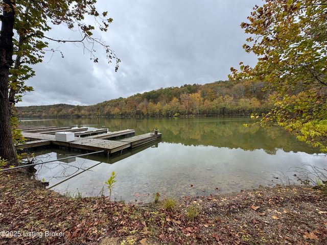 105 Conoloway Bay Dr, Clarkson, KY 42726