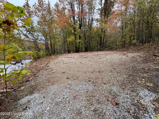 105 Conoloway Bay Dr, Clarkson, KY 42726