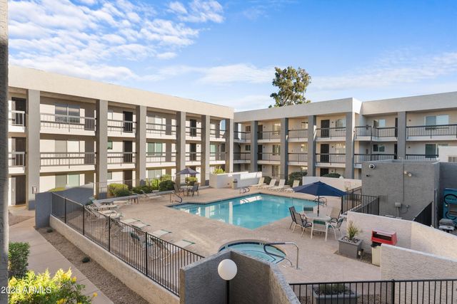 7494 E Earll Drive Apt 217, Scottsdale, AZ 85251