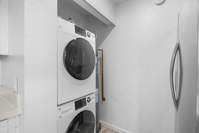 7494 E Earll Drive Apt 217, Scottsdale, AZ 85251