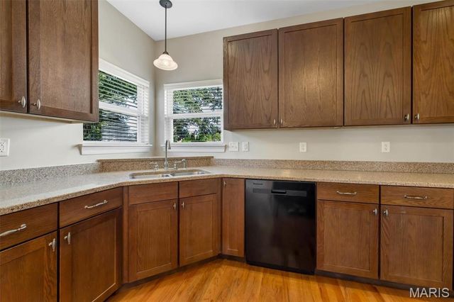 1016 Gardenbridge Place, St Charles, MO 63303