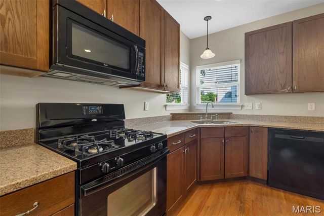 1016 Gardenbridge Place, St Charles, MO 63303
