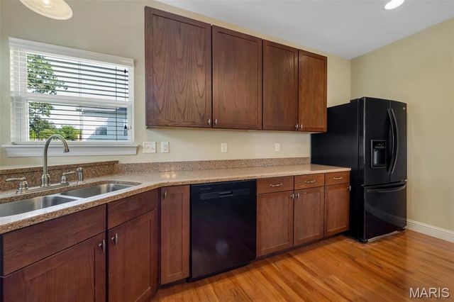1016 Gardenbridge Place, St Charles, MO 63303