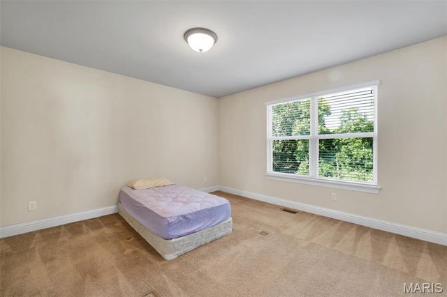 1016 Gardenbridge Place, St Charles, MO 63303