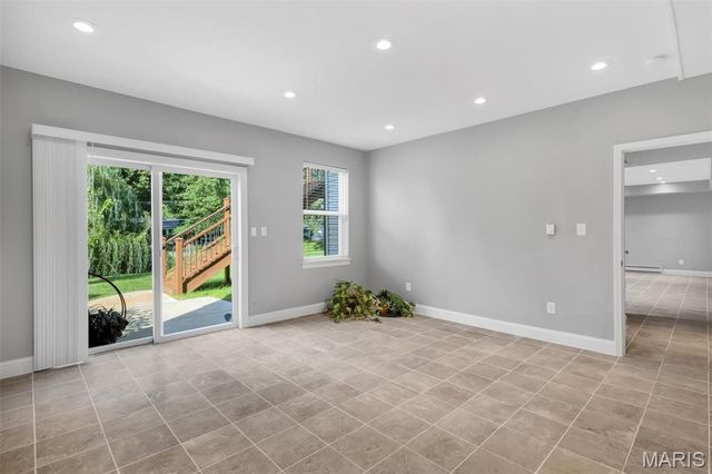 1016 Gardenbridge Place, St Charles, MO 63303