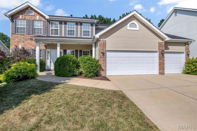 1016 Gardenbridge Place, St Charles, MO 63303
