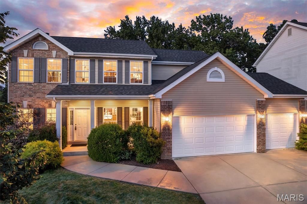 1016 Gardenbridge Place, St Charles, MO 63303