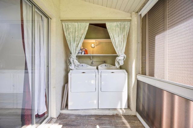 2671 Boundbrook Boulevard 125, Palm Springs, FL 33406