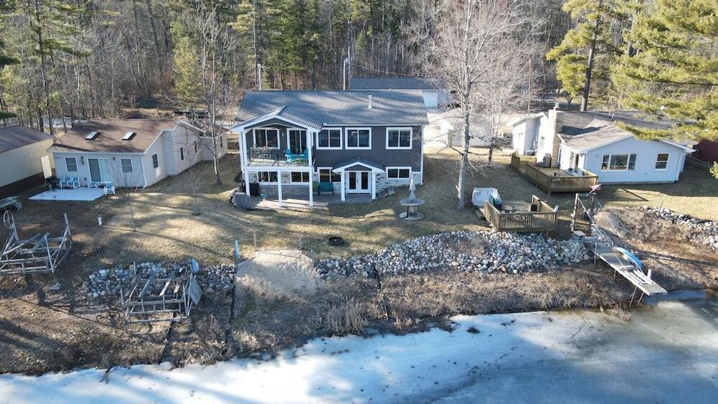 3388 Pinecrest Drive, Gladwin, MI 48624