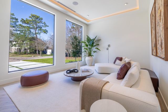 360 Timber Terrace Road, Houston, TX 77024