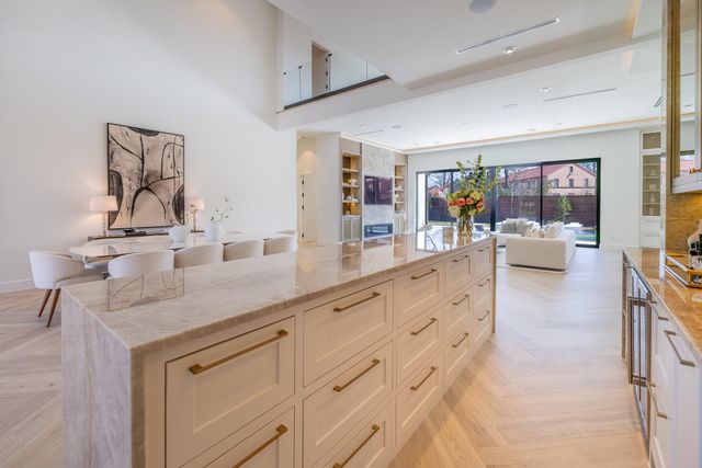 360 Timber Terrace Road, Houston, TX 77024