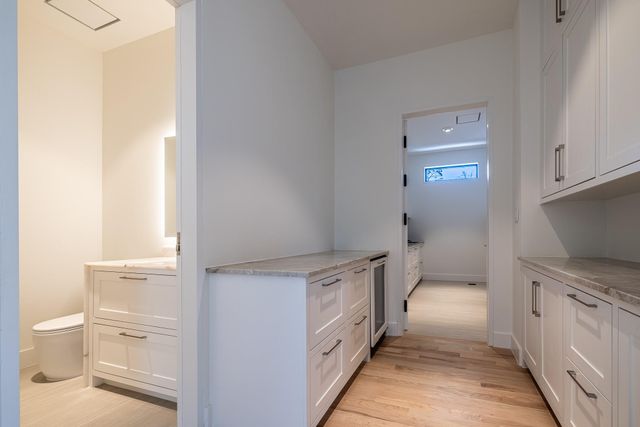 360 Timber Terrace Road, Houston, TX 77024