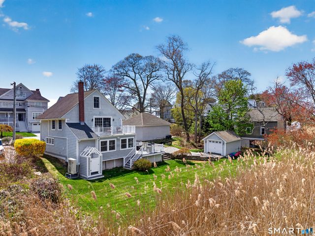 68 Groveway, Clinton, CT 06413