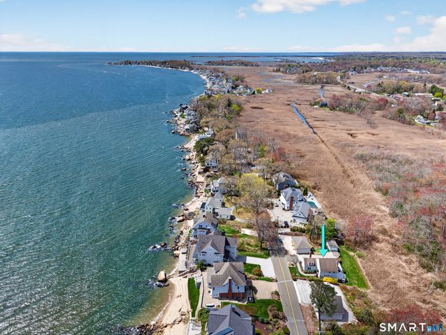 68 Groveway, Clinton, CT 06413