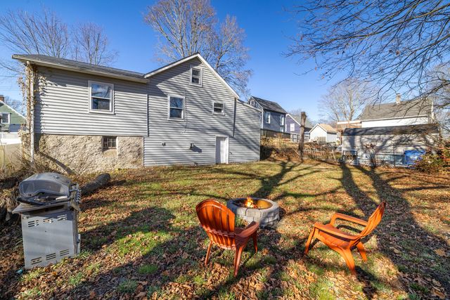 12 Quarry Street, Norwich, CT 06360