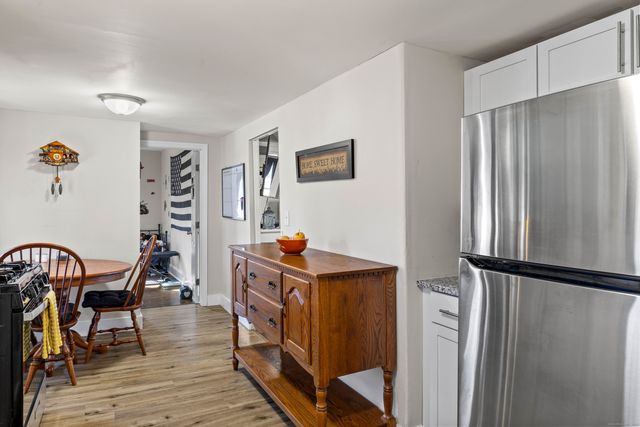 12 Quarry Street, Norwich, CT 06360