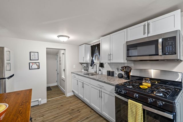 12 Quarry Street, Norwich, CT 06360