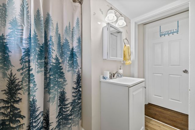 12 Quarry Street, Norwich, CT 06360