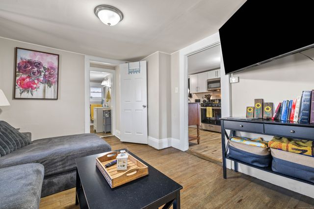 12 Quarry Street, Norwich, CT 06360