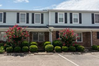 405 13th Ave S Apt J, Myrtle Beach, SC 29577