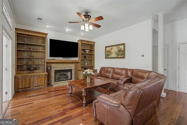 743 Noble Oak Drive, Marietta, GA 30068