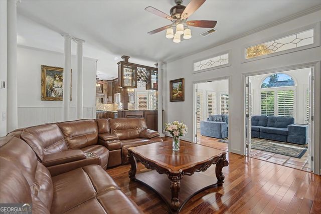 743 Noble Oak Drive, Marietta, GA 30068