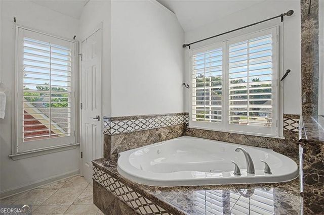 743 Noble Oak Drive, Marietta, GA 30068