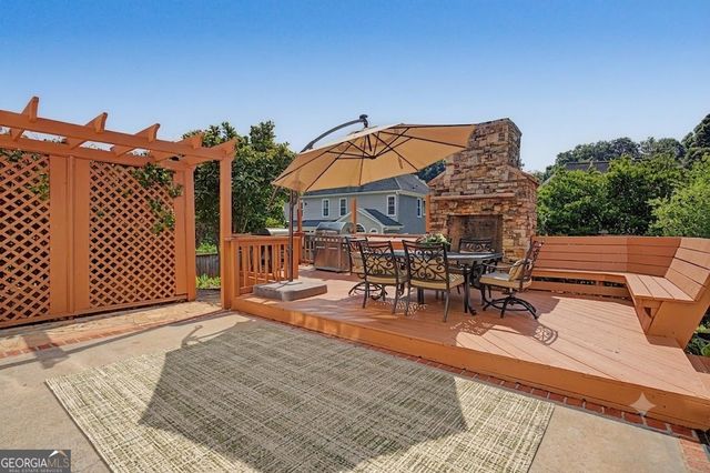 743 Noble Oak Drive, Marietta, GA 30068