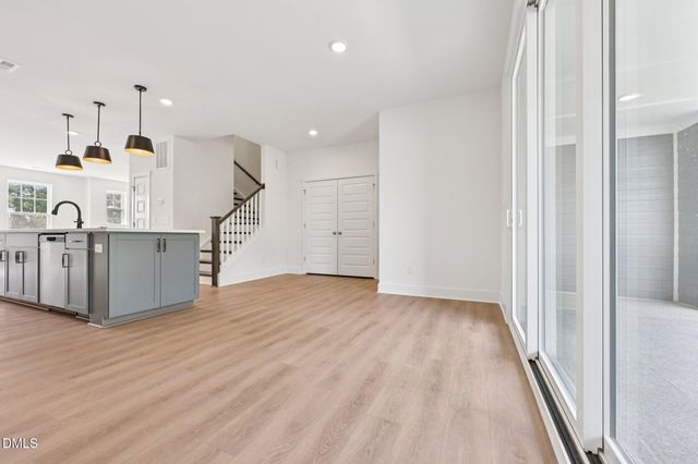 5906 Dunzo Drive, Raleigh, NC 27617