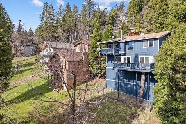 23771 Zuger Dr, Crestline, CA 92325