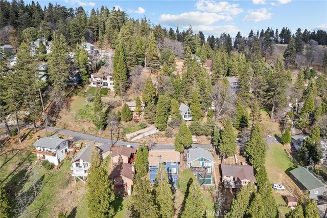 23771 Zuger Dr, Crestline, CA 92325