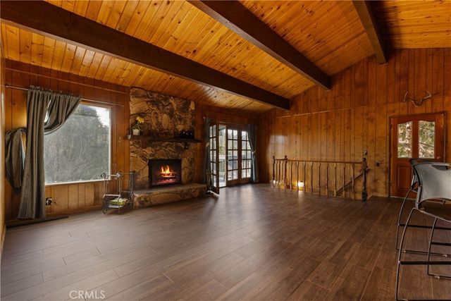 23771 Zuger Dr, Crestline, CA 92325