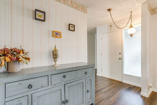 3720 Wilkie Way, Fort Worth, TX 76133