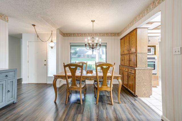 3720 Wilkie Way, Fort Worth, TX 76133