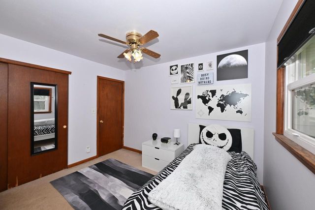 907 Roosevelt AVENUE, Racine, WI 53406