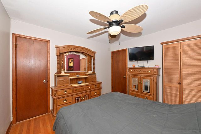 907 Roosevelt AVENUE, Racine, WI 53406