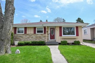 907 Roosevelt AVENUE, Racine, WI 53406