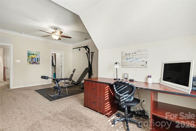 8432 Loxton Circle, Charlotte, NC 28214