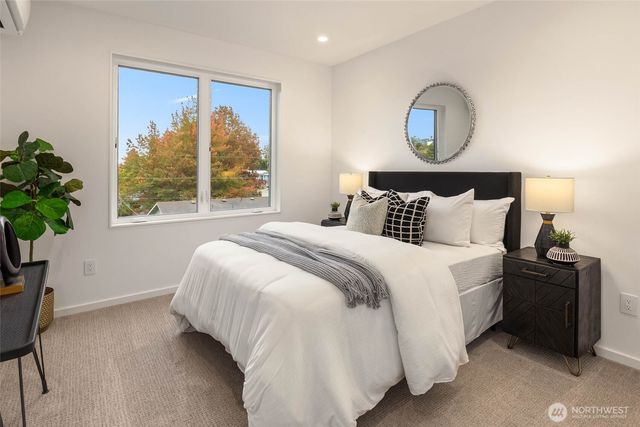 7506 18th Avenue NW, Seattle, WA 98117