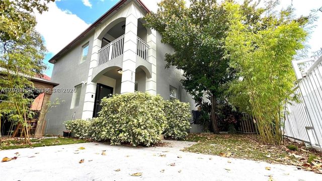 875 NW 2nd St, Miami, FL 33128