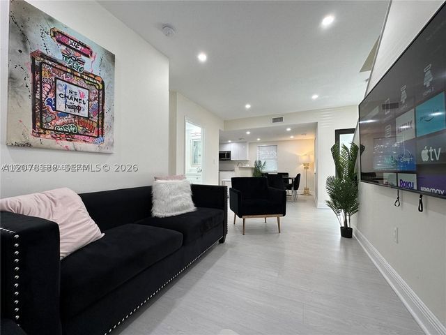 875 NW 2nd St, Miami, FL 33128