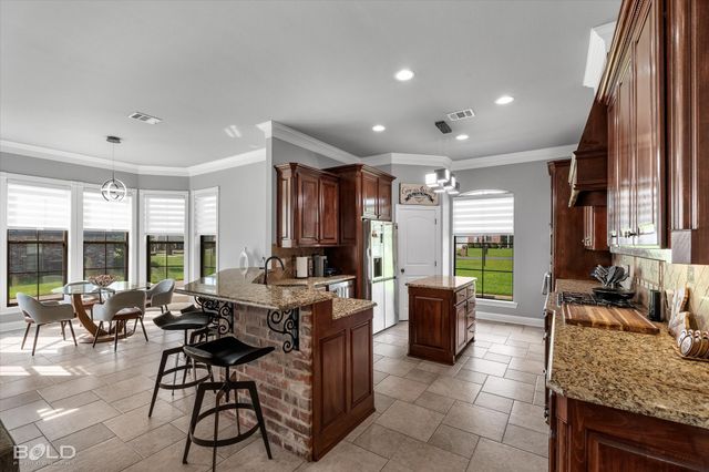 2220 Forest Hills Boulevard, Haughton, LA 71037