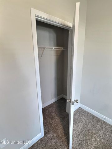 7320 Shearwater Way, Ocean Springs, MS 39564