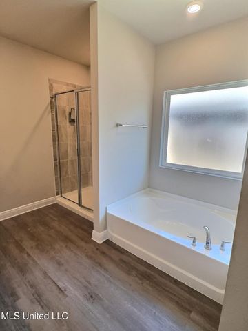 7320 Shearwater Way, Ocean Springs, MS 39564