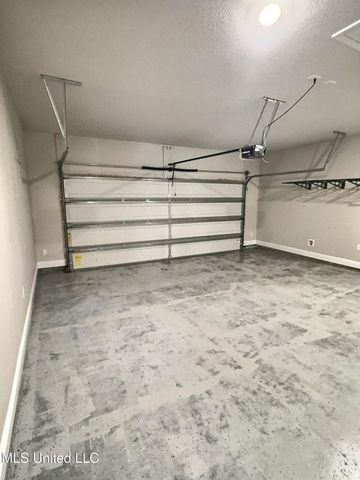 7320 Shearwater Way, Ocean Springs, MS 39564