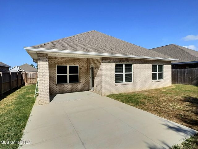 7320 Shearwater Way, Ocean Springs, MS 39564