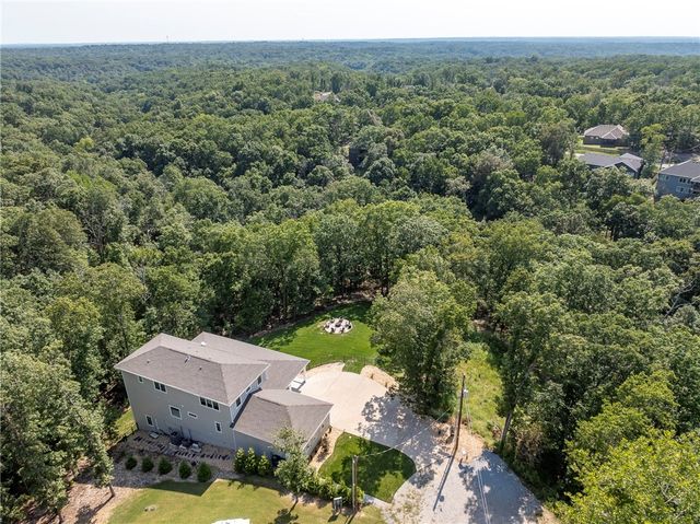 7 Rothwell Lane, Bella Vista, AR 72714