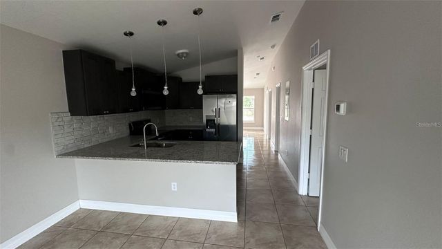 164 JULIE LANE B, Auburndale, FL 33823