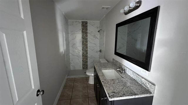 164 JULIE LANE B, Auburndale, FL 33823