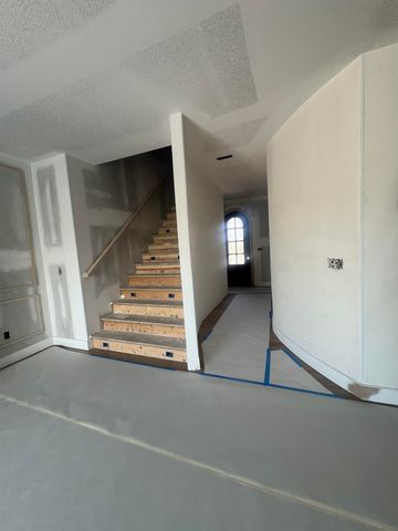 2142 Beaumount, Park City, KS 67219